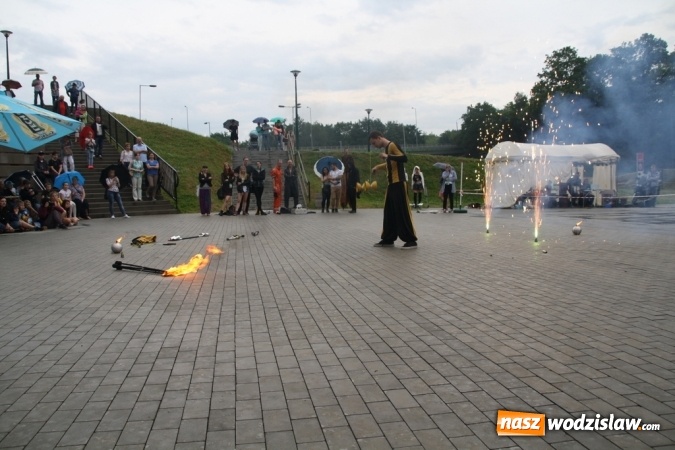 Zdjęcie w galerii na portalu naszwodzislaw.com: Walczyli o 3 tys. zł, czyli drugi dzień Wodzisławskiego Festiwalu Kuglarzy za nami wiadomości z regionu