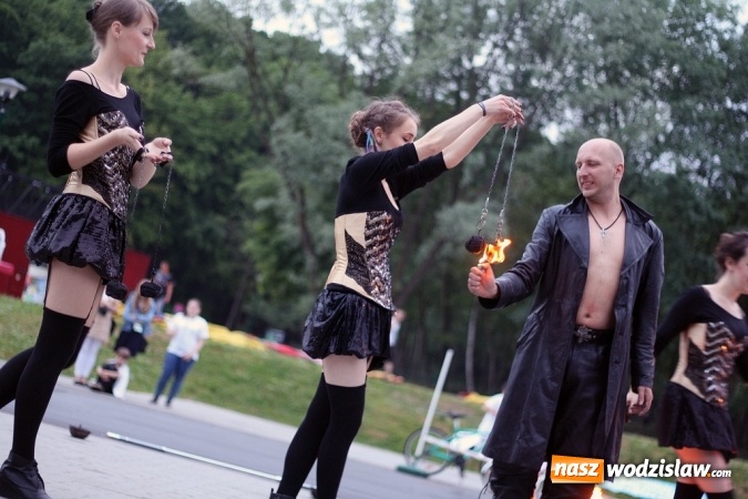 Zdjęcie w galerii na portalu naszwodzislaw.com: Walczyli o 3 tys. zł, czyli drugi dzień Wodzisławskiego Festiwalu Kuglarzy za nami wiadomości z regionu