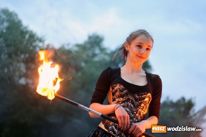 Zdjęcie w galerii na portalu naszwodzislaw.com: Walczyli o 3 tys. zł, czyli drugi dzień Wodzisławskiego Festiwalu Kuglarzy za nami wiadomości z regionu