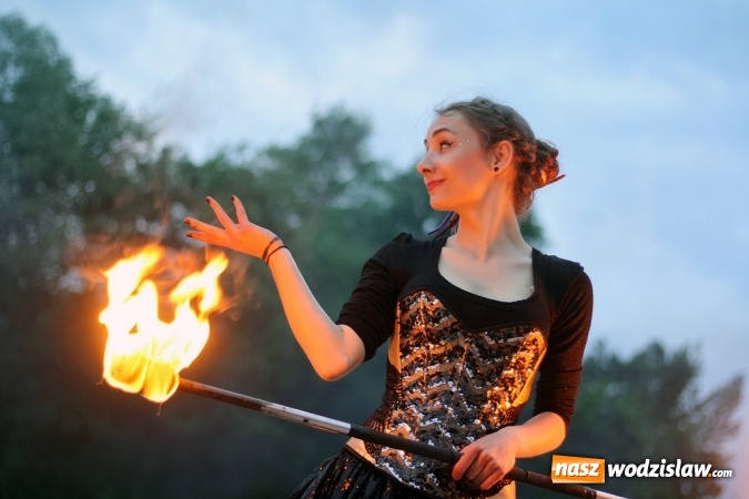 Zdjęcie w galerii na portalu naszwodzislaw.com: Walczyli o 3 tys. zł, czyli drugi dzień Wodzisławskiego Festiwalu Kuglarzy za nami wiadomości z regionu