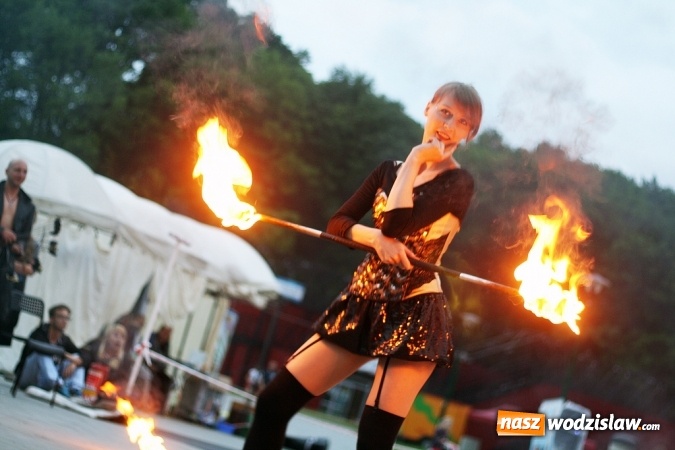 Zdjęcie w galerii na portalu naszwodzislaw.com: Walczyli o 3 tys. zł, czyli drugi dzień Wodzisławskiego Festiwalu Kuglarzy za nami wiadomości z regionu