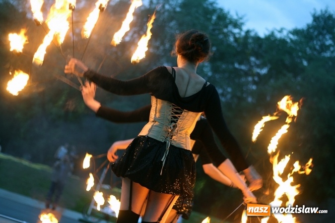 Zdjęcie w galerii na portalu naszwodzislaw.com: Walczyli o 3 tys. zł, czyli drugi dzień Wodzisławskiego Festiwalu Kuglarzy za nami wiadomości z regionu