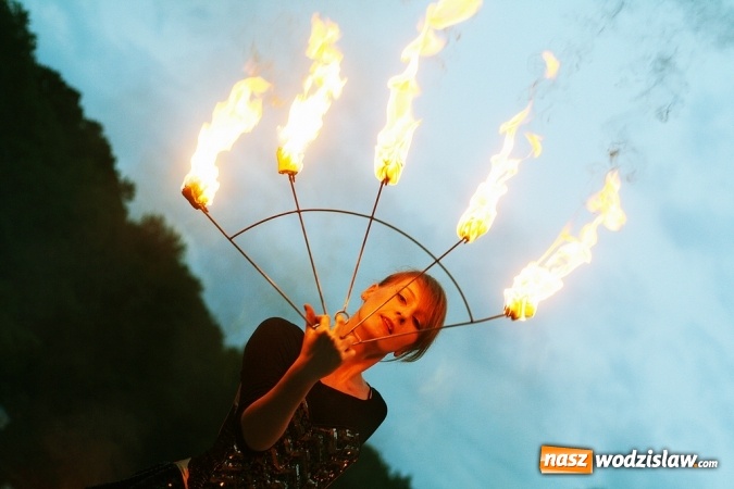 Zdjęcie w galerii na portalu naszwodzislaw.com: Walczyli o 3 tys. zł, czyli drugi dzień Wodzisławskiego Festiwalu Kuglarzy za nami wiadomości z regionu