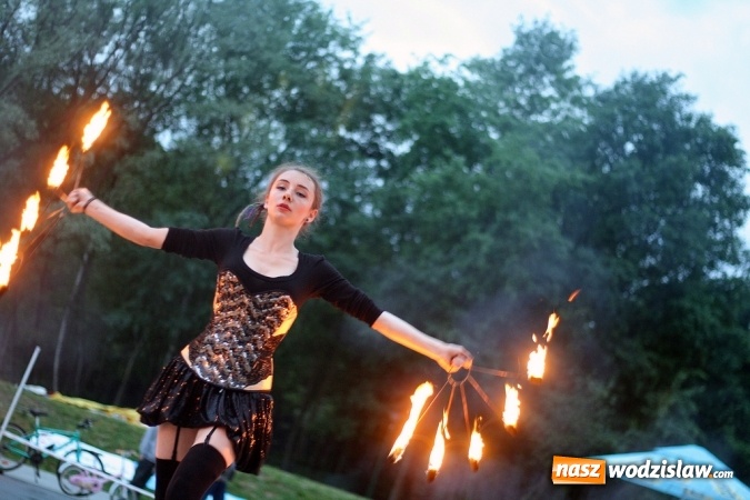 Zdjęcie w galerii na portalu naszwodzislaw.com: Walczyli o 3 tys. zł, czyli drugi dzień Wodzisławskiego Festiwalu Kuglarzy za nami wiadomości z regionu