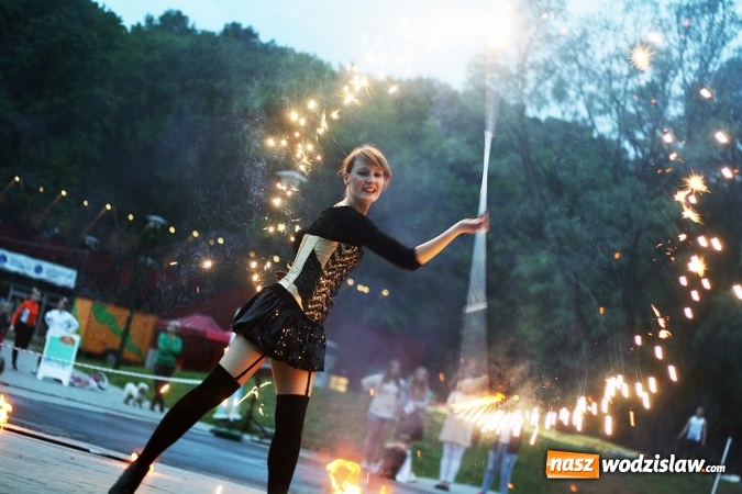 Zdjęcie w galerii na portalu naszwodzislaw.com: Walczyli o 3 tys. zł, czyli drugi dzień Wodzisławskiego Festiwalu Kuglarzy za nami wiadomości z regionu