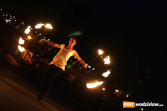 Zdjęcie w galerii na portalu naszwodzislaw.com: Walczyli o 3 tys. zł, czyli drugi dzień Wodzisławskiego Festiwalu Kuglarzy za nami wiadomości z regionu