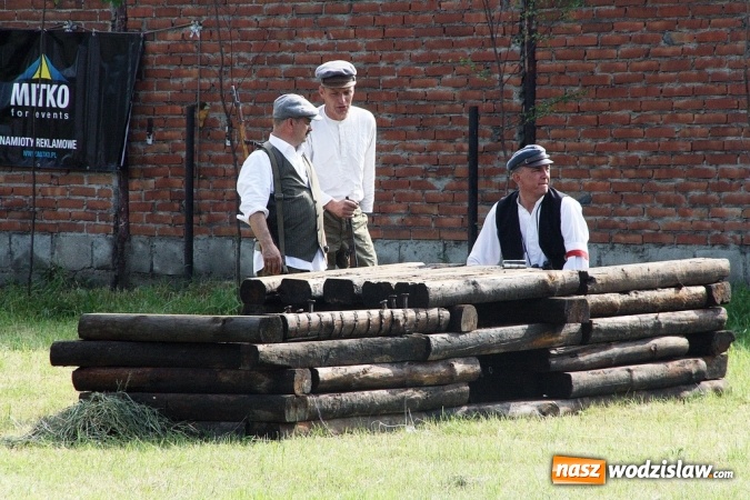 Zdjęcie w galerii na portalu naszwodzislaw.com: Inscenizacja Powstańcza w Bukowie - fotorelacja wiadomości z regionu