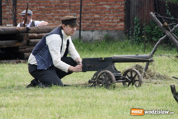 Zdjęcie w galerii na portalu naszwodzislaw.com: Inscenizacja Powstańcza w Bukowie - fotorelacja wiadomości z regionu