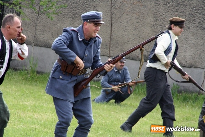 Zdjęcie w galerii na portalu naszwodzislaw.com: Inscenizacja Powstańcza w Bukowie - fotorelacja wiadomości z regionu