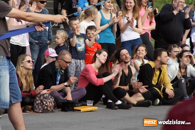 Zdjęcie w galerii na portalu naszwodzislaw.com: Festiwal Kolorów zagościł do Wodzisławia wiadomości z regionu