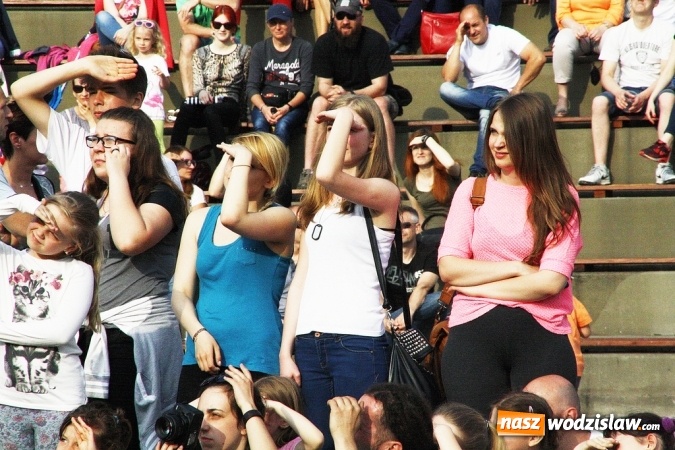 Zdjęcie w galerii na portalu naszwodzislaw.com: Festiwal Kolorów zagościł do Wodzisławia wiadomości z regionu