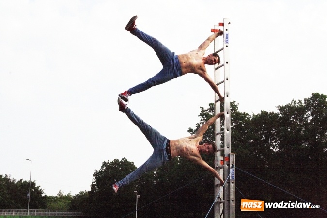 Zdjęcie w galerii na portalu naszwodzislaw.com: Festiwal Kolorów zagościł do Wodzisławia wiadomości z regionu