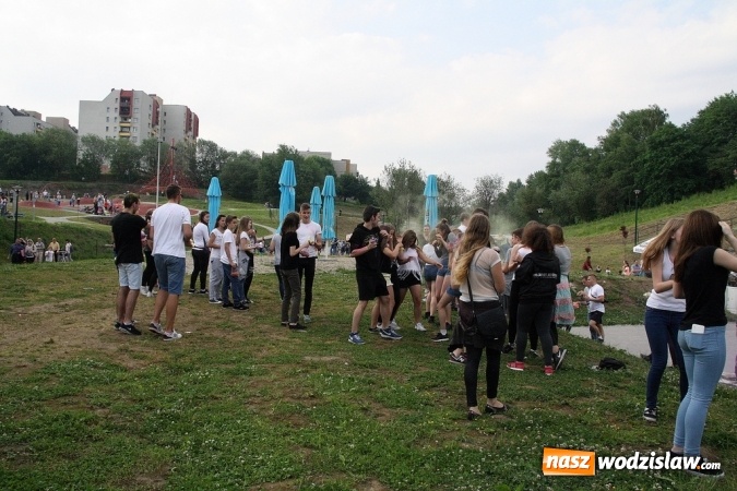 Zdjęcie w galerii na portalu naszwodzislaw.com: Festiwal Kolorów zagościł do Wodzisławia wiadomości z regionu