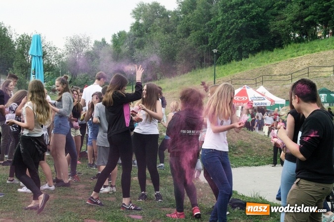 Zdjęcie w galerii na portalu naszwodzislaw.com: Festiwal Kolorów zagościł do Wodzisławia wiadomości z regionu