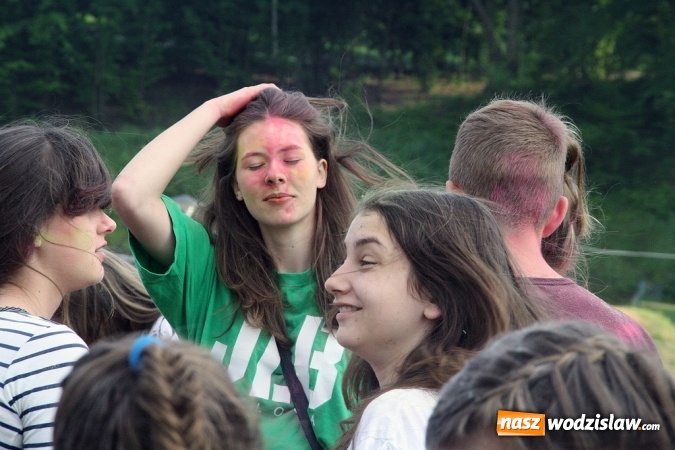 Zdjęcie w galerii na portalu naszwodzislaw.com: Festiwal Kolorów zagościł do Wodzisławia wiadomości z regionu