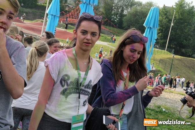 Zdjęcie w galerii na portalu naszwodzislaw.com: Festiwal Kolorów zagościł do Wodzisławia wiadomości z regionu