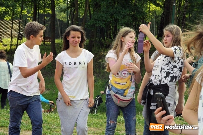 Zdjęcie w galerii na portalu naszwodzislaw.com: Festiwal Kolorów zagościł do Wodzisławia wiadomości z regionu