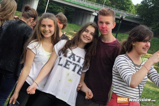 Zdjęcie w galerii na portalu naszwodzislaw.com: Festiwal Kolorów zagościł do Wodzisławia wiadomości z regionu