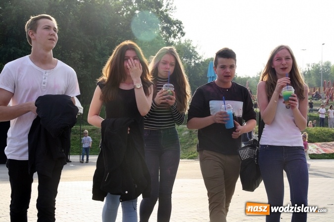 Zdjęcie w galerii na portalu naszwodzislaw.com: Festiwal Kolorów zagościł do Wodzisławia wiadomości z regionu