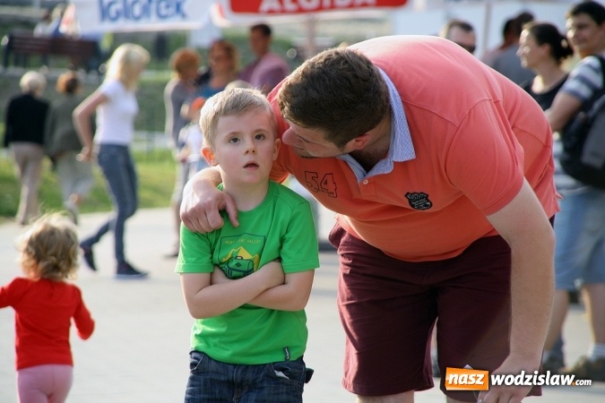 Zdjęcie w galerii na portalu naszwodzislaw.com: Festiwal Kolorów zagościł do Wodzisławia wiadomości z regionu