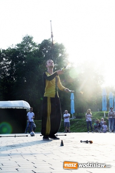 Zdjęcie w galerii na portalu naszwodzislaw.com: Festiwal Kolorów zagościł do Wodzisławia wiadomości z regionu