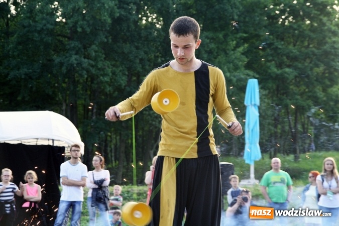 Zdjęcie w galerii na portalu naszwodzislaw.com: Festiwal Kolorów zagościł do Wodzisławia wiadomości z regionu