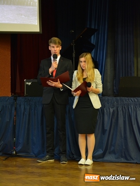 Zdjęcie w galerii na portalu naszwodzislaw.com: Dzień Patrona w I Liceum Ogólnokształcącym w Wodzisławiu Śl.  wiadomości z regionu