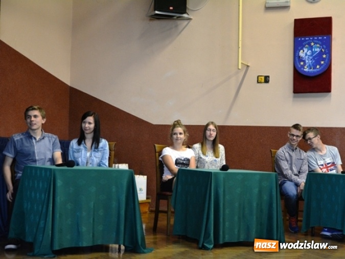 Zdjęcie w galerii na portalu naszwodzislaw.com: Dzień Patrona w I Liceum Ogólnokształcącym w Wodzisławiu Śl.  wiadomości z regionu