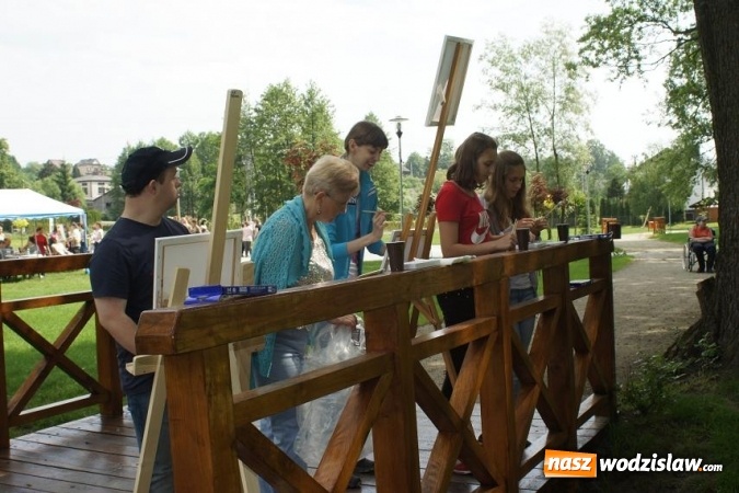 Zdjęcie w galerii na portalu naszwodzislaw.com: Plener malarski Caritasu w Parku w Mszanie wiadomości z regionu