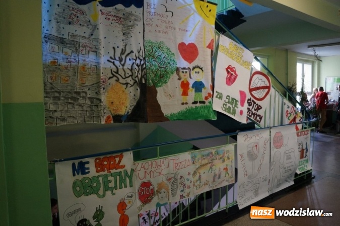 Zdjęcie w galerii na portalu naszwodzislaw.com: Wybijali rytm 