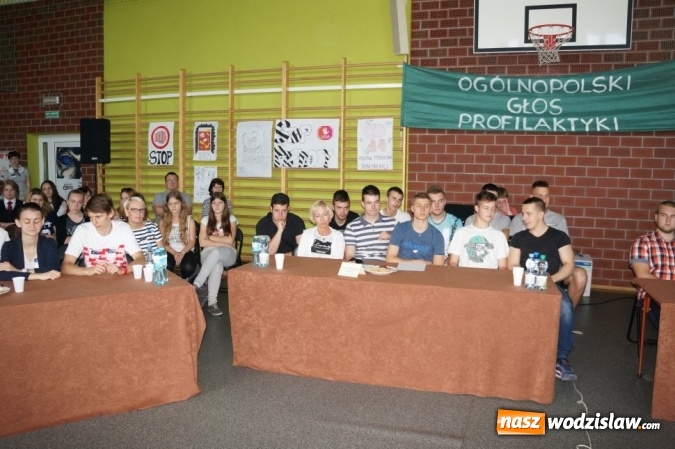 Zdjęcie w galerii na portalu naszwodzislaw.com: Wybijali rytm 