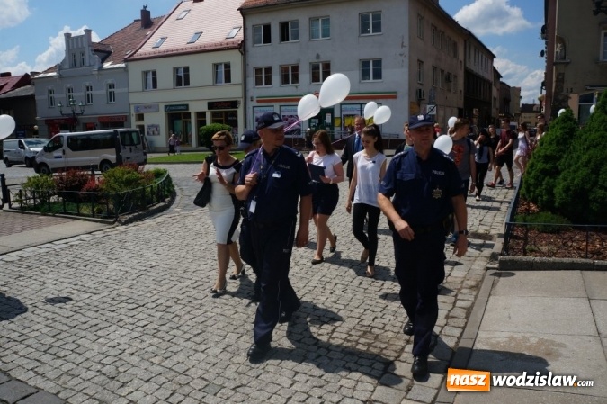 Zdjęcie w galerii na portalu naszwodzislaw.com: Wybijali rytm 