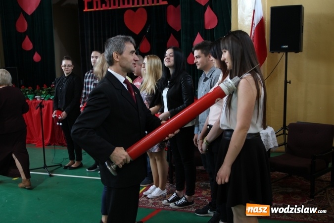 Zdjęcie w galerii na portalu naszwodzislaw.com: W ZSP numer 2 w Rydułtowach przybywa honorowych Dawców krwi  wiadomości z regionu