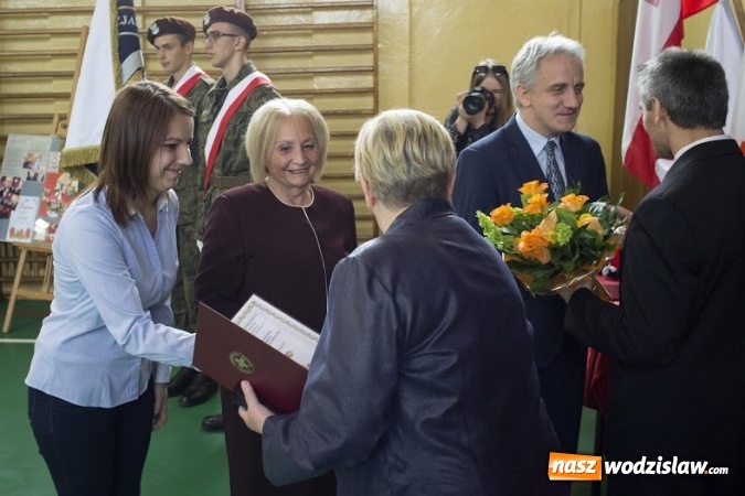 Zdjęcie w galerii na portalu naszwodzislaw.com: W ZSP numer 2 w Rydułtowach przybywa honorowych Dawców krwi  wiadomości z regionu