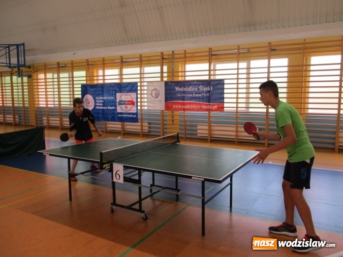 Zdjęcie w galerii na portalu naszwodzislaw.com: Rozegrali turniej tenisa stołowego z okazji Dnia Dziecka  wiadomości z regionu