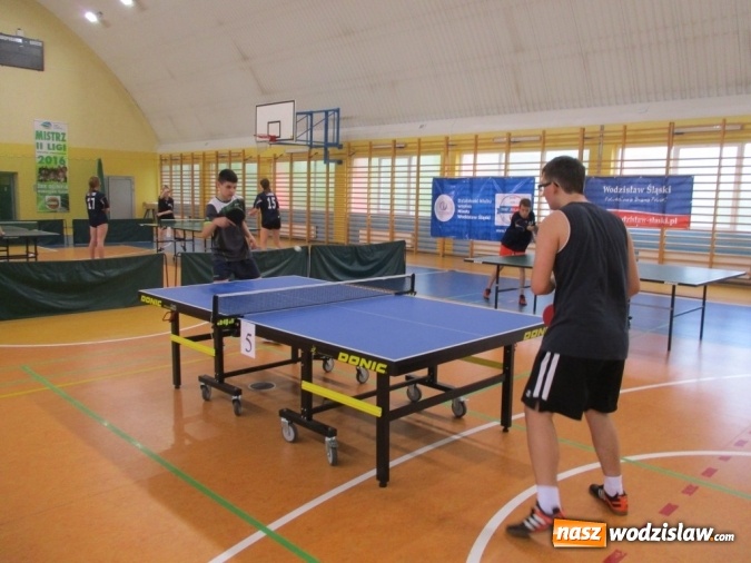 Zdjęcie w galerii na portalu naszwodzislaw.com: Rozegrali turniej tenisa stołowego z okazji Dnia Dziecka  wiadomości z regionu