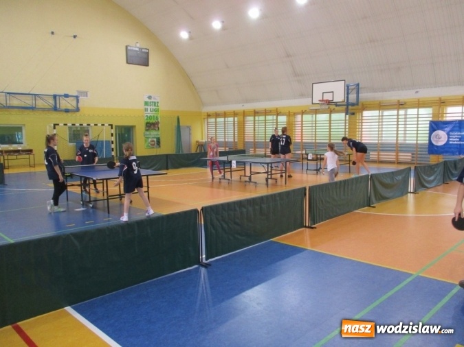 Zdjęcie w galerii na portalu naszwodzislaw.com: Rozegrali turniej tenisa stołowego z okazji Dnia Dziecka  wiadomości z regionu