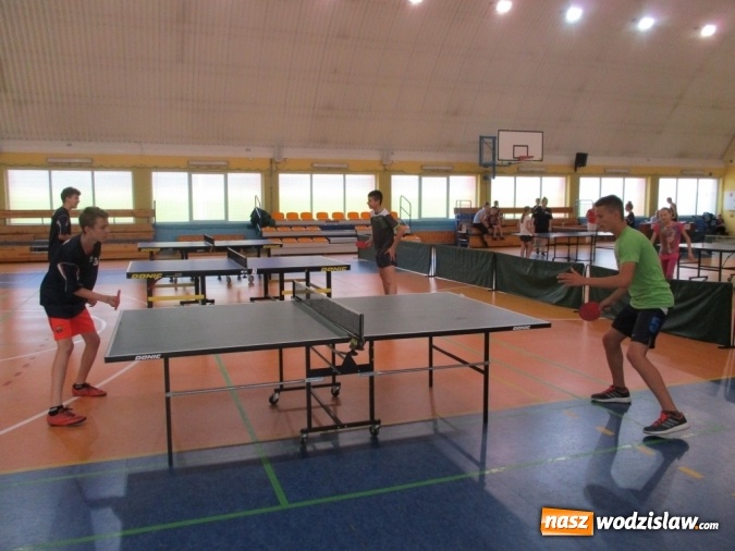 Zdjęcie w galerii na portalu naszwodzislaw.com: Rozegrali turniej tenisa stołowego z okazji Dnia Dziecka  wiadomości z regionu