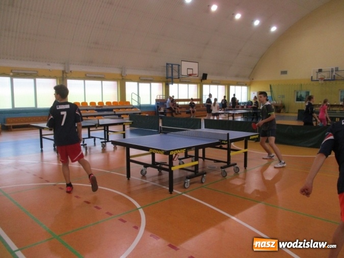 Zdjęcie w galerii na portalu naszwodzislaw.com: Rozegrali turniej tenisa stołowego z okazji Dnia Dziecka  wiadomości z regionu