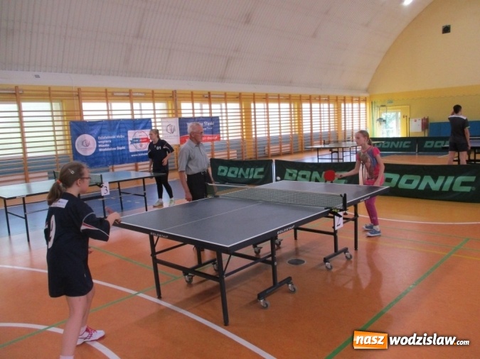 Zdjęcie w galerii na portalu naszwodzislaw.com: Rozegrali turniej tenisa stołowego z okazji Dnia Dziecka  wiadomości z regionu