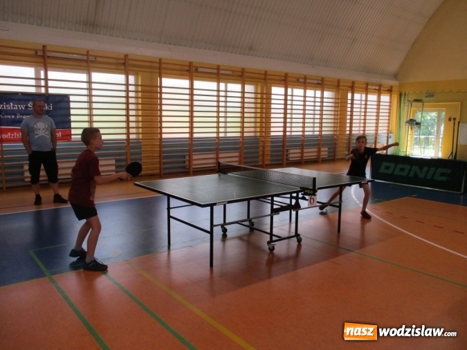 Zdjęcie w galerii na portalu naszwodzislaw.com: Rozegrali turniej tenisa stołowego z okazji Dnia Dziecka  wiadomości z regionu