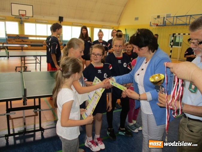 Zdjęcie w galerii na portalu naszwodzislaw.com: Rozegrali turniej tenisa stołowego z okazji Dnia Dziecka  wiadomości z regionu