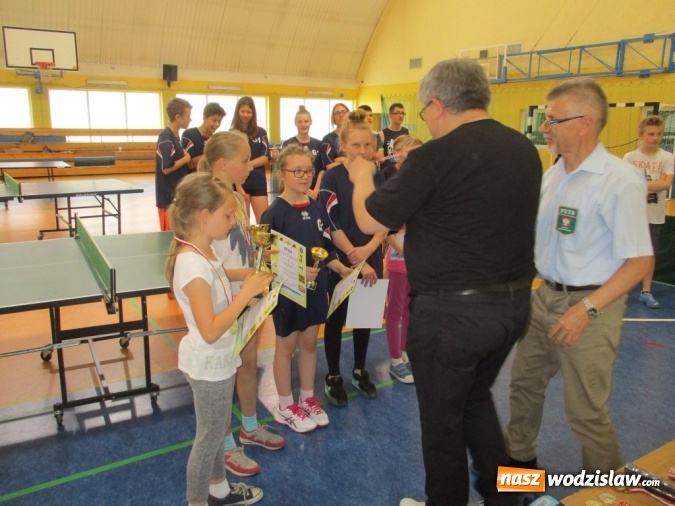 Zdjęcie w galerii na portalu naszwodzislaw.com: Rozegrali turniej tenisa stołowego z okazji Dnia Dziecka  wiadomości z regionu