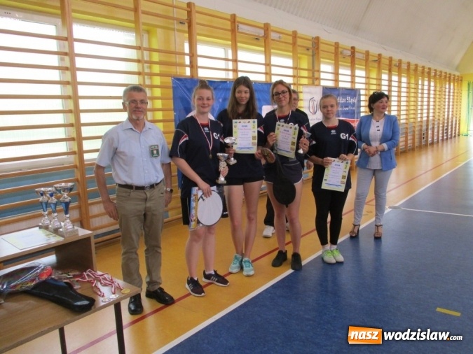 Zdjęcie w galerii na portalu naszwodzislaw.com: Rozegrali turniej tenisa stołowego z okazji Dnia Dziecka  wiadomości z regionu