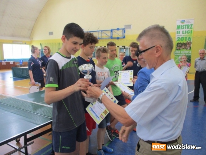 Zdjęcie w galerii na portalu naszwodzislaw.com: Rozegrali turniej tenisa stołowego z okazji Dnia Dziecka  wiadomości z regionu