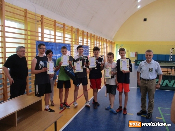 Zdjęcie w galerii na portalu naszwodzislaw.com: Rozegrali turniej tenisa stołowego z okazji Dnia Dziecka  wiadomości z regionu