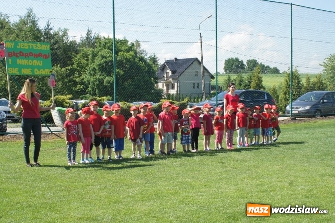 Zdjęcie w galerii na portalu naszwodzislaw.com: Mszana: Dzień Dziecka na sportowo  wiadomości z regionu