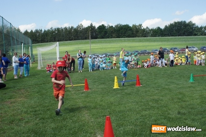 Zdjęcie w galerii na portalu naszwodzislaw.com: Mszana: Dzień Dziecka na sportowo  wiadomości z regionu