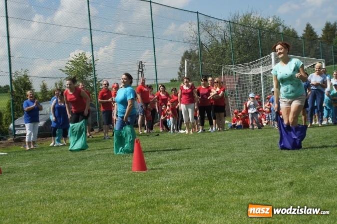 Zdjęcie w galerii na portalu naszwodzislaw.com: Mszana: Dzień Dziecka na sportowo  wiadomości z regionu