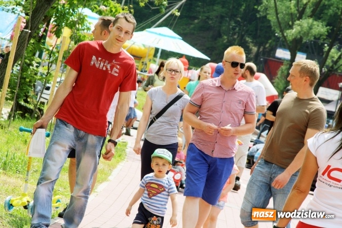 Zdjęcie w galerii na portalu naszwodzislaw.com: Motoryzacyjny Dzień Dziecka na Trzech Wzg&oacute;rzach wiadomości z regionu